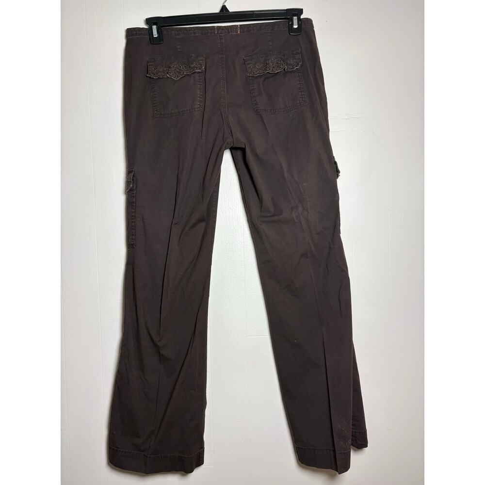 Old Navy Millennial Women's Low Rise 8 Regular Eyelet Trim Bootcut Cargo Pants - Picture 6 of 7